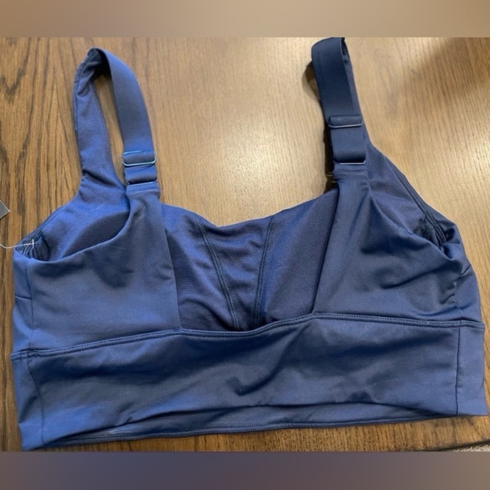 NIKE Navy Adjustable Straps Effortless Essential Scoop Neck Midkini Swimsuit Top - Picture 10 of 11